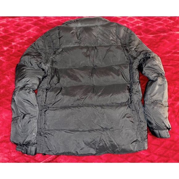 American Eagle Puffer Jacket - Picture 8 of 8